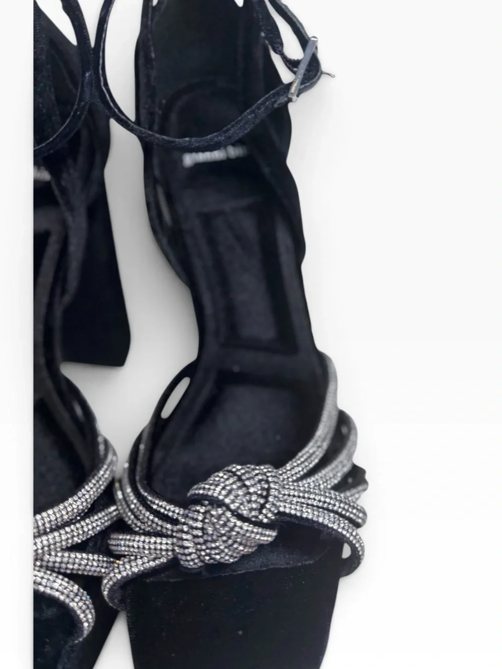 Gianni Bini Rhinestone black Velvet Platform Heels New no box